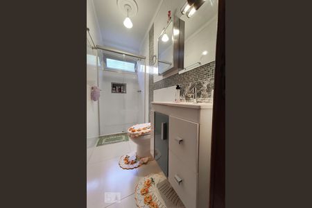 Apartamento à venda com 149m², 3 quartos e 4 vagas Apartamento à venda com 149m², 3 quartos e 4 vagasBanheiro