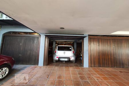 Apartamento à venda com 149m², 3 quartos e 4 vagas Apartamento à venda com 149m², 3 quartos e 4 vagasBox