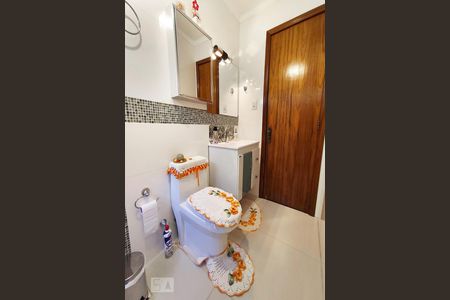 Apartamento à venda com 149m², 3 quartos e 4 vagas Apartamento à venda com 149m², 3 quartos e 4 vagasBanheiro