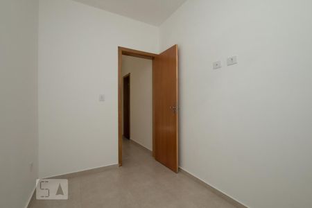 Quarto2 de apartamento para alugar com 2 quartos, 44m² em Parque Sevilha, São Paulo