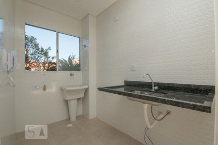 Cozinha de apartamento para alugar com 2 quartos, 44m² em Parque Sevilha, São Paulo