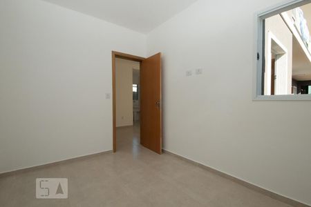 Quarto1 de apartamento para alugar com 2 quartos, 44m² em Parque Sevilha, São Paulo