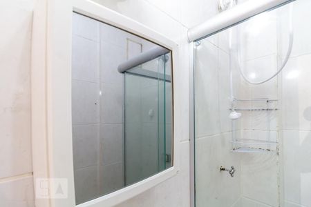 Banheiro de kitnet/studio para alugar com 1 quarto, 29m² em Centro Histórico de São Paulo, São Paulo