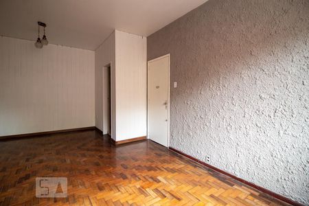 Sala de apartamento para alugar com 2 quartos, 83m² em Auxiliadora, Porto Alegre