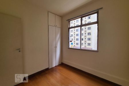 Quarto 1 de apartamento para alugar com 2 quartos, 66m² em Lourdes, Belo Horizonte