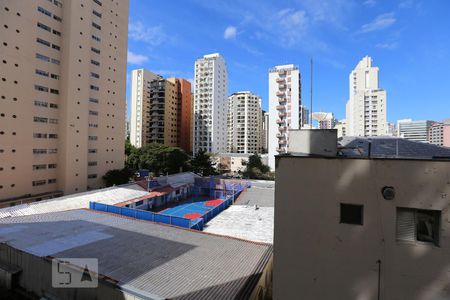 Vista de apartamento para alugar com 3 quartos, 110m² em Vila Nova Conceição, São Paulo