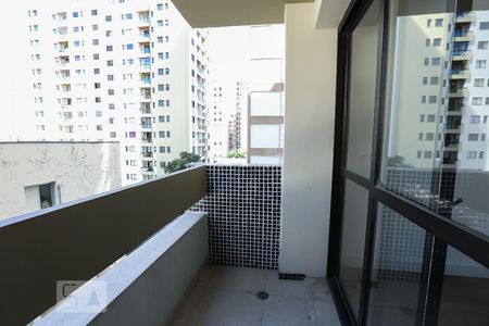 Sacada de apartamento para alugar com 3 quartos, 110m² em Vila Nova Conceição, São Paulo