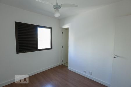 Suíte de apartamento para alugar com 3 quartos, 110m² em Vila Nova Conceição, São Paulo