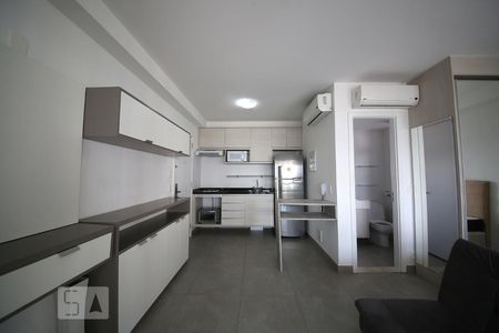 Sala - Cozinha de apartamento para alugar com 1 quarto, 44m² em Brooklin, São Paulo