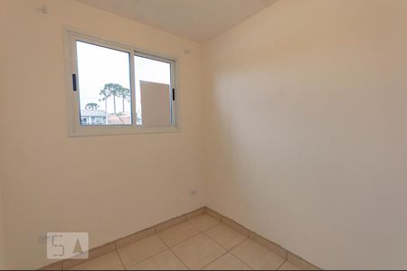 Quarto 2 de apartamento para alugar com 2 quartos, 40m² em Santo Antônio, São José dos Pinhais