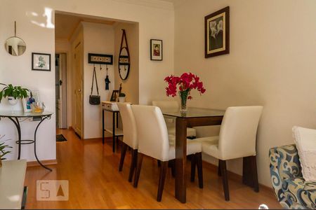 Sala de apartamento à venda com 2 quartos, 56m² em Jardim Europa, Porto Alegre