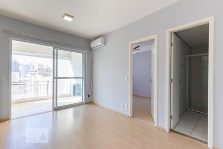 Sala de apartamento para alugar com 1 quarto, 50m² em Centro, Campinas