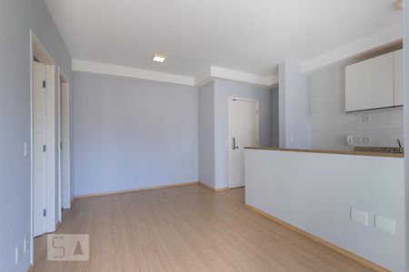 Sala de apartamento para alugar com 1 quarto, 50m² em Centro, Campinas