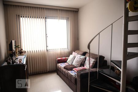 Sala de apartamento à venda com 1 quarto, 97m² em Nonoai, Porto Alegre