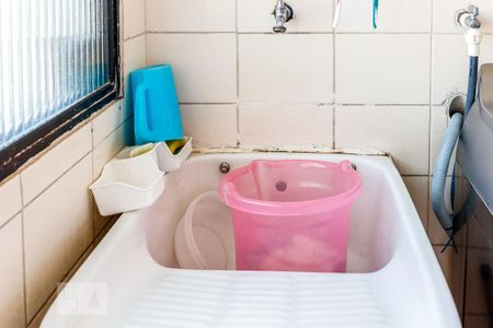 Apartamento à venda com 93m², 3 quartos e 2 vagas Apartamento à venda com 93m², 3 quartos e 2 vagasÁrea de Serviço