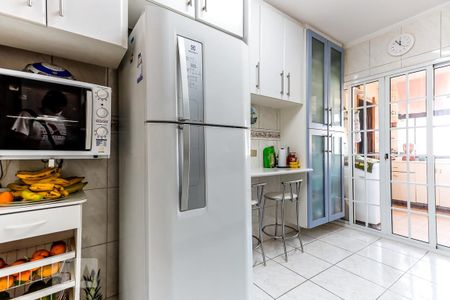 Apartamento à venda com 93m², 3 quartos e 2 vagas Apartamento à venda com 93m², 3 quartos e 2 vagasCozinha