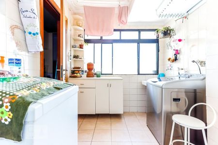 Apartamento à venda com 93m², 3 quartos e 2 vagas Apartamento à venda com 93m², 3 quartos e 2 vagasCozinha