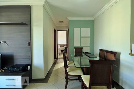 Sala de apartamento para alugar com 2 quartos, 63m² em Vila Pires, Santo André