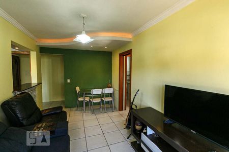 Sala de apartamento à venda com 2 quartos, 60m² em Medianeira, Porto Alegre