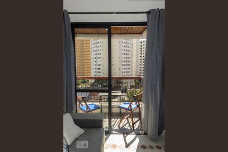 Varanda da Sala de apartamento para alugar com 2 quartos, 54m² em Vila Nova Conceição, São Paulo