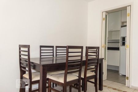 Sala de apartamento para alugar com 2 quartos, 54m² em Vila Nova Conceição, São Paulo