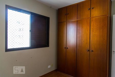 Quarto de apartamento à venda com 3 quartos, 74m² em Planalto Paulista, São Paulo