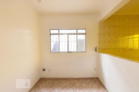 Sala de casa para alugar com 1 quarto, 36m² em Jardim Santa Bárbara, Guarulhos