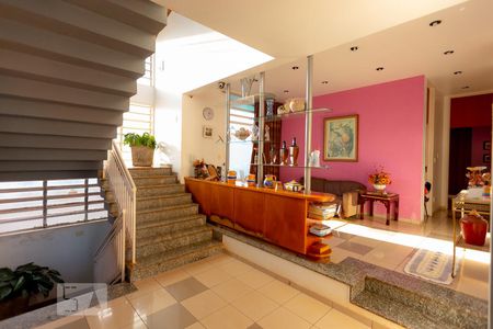 Hall de Entrada de casa para alugar com 4 quartos, 620m² em Alto da Boa Vista, Ribeirão Preto