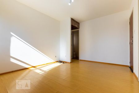 Sala de apartamento para alugar com 1 quarto, 58m² em Cambuí, Campinas