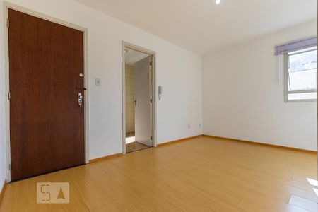 Sala de apartamento para alugar com 1 quarto, 58m² em Cambuí, Campinas