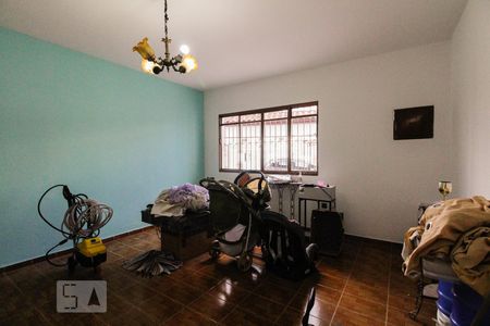 Sala de casa para alugar com 3 quartos, 200m² em Vila Carrão, São Paulo