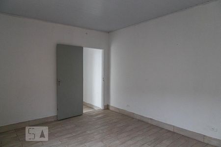 Quarto 1 de casa para alugar com 2 quartos, 180m² em Vila Oratório, São Paulo