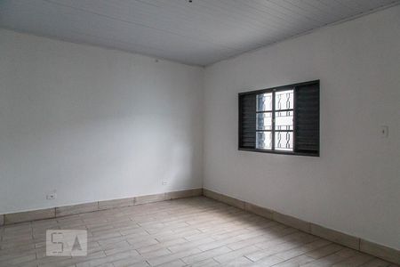 Quarto 1 de casa para alugar com 2 quartos, 180m² em Vila Oratório, São Paulo