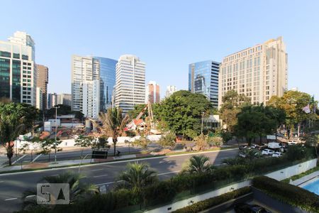 Vista  de apartamento para alugar com 4 quartos, 133m² em Itaim Bibi, São Paulo