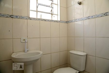 Banheiro de casa para alugar com 3 quartos, 132m² em Parque Santos Dumont, Taboão da Serra