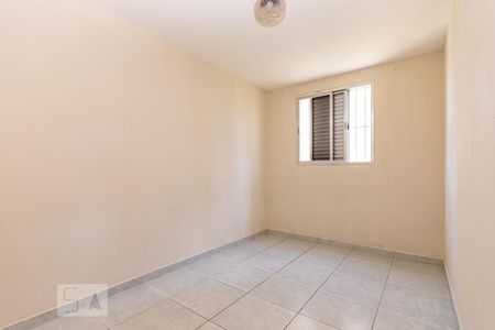 Quarto 1 de apartamento para alugar com 2 quartos, 56m² em Vila Sílvia, São Paulo