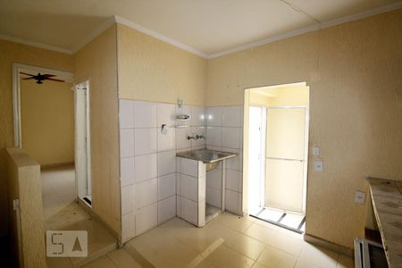 Casa à venda com 196m², 4 quartos e 3 vagas Casa à venda com 196m², 4 quartos e 3 vagasÁrea de Serviço