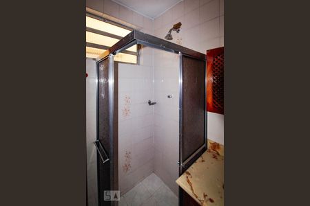 Casa à venda com 196m², 4 quartos e 3 vagas Casa à venda com 196m², 4 quartos e 3 vagasBanheiro da Suíte