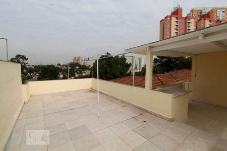 Casa à venda com 196m², 4 quartos e 3 vagas Casa à venda com 196m², 4 quartos e 3 vagasvaranda