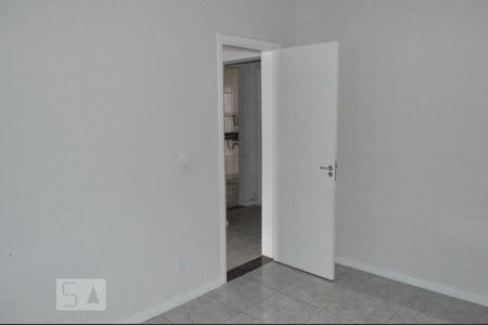 Quarto 1 de casa para alugar com 2 quartos, 80m² em Piratininga, Niterói