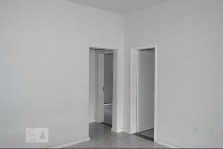 Sala de casa para alugar com 2 quartos, 80m² em Piratininga, Niterói