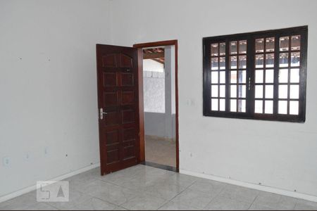 Sala de casa para alugar com 2 quartos, 80m² em Piratininga, Niterói