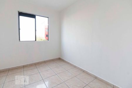 Quarto 1 de apartamento para alugar com 2 quartos, 55m² em Conjunto Residencial José Bonifácio, São Paulo