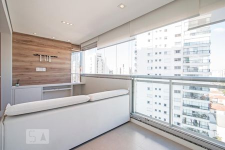 Sala e Varanda de apartamento para alugar com 1 quarto, 49m² em Campo Belo, São Paulo
