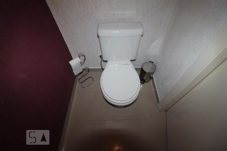 Banheiro 4 lavabo de casa à venda com 3 quartos, 185m² em Santa Maria, São Caetano do Sul