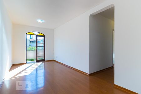 Sala de apartamento para alugar com 2 quartos, 70m² em Vila Industrial, Campinas