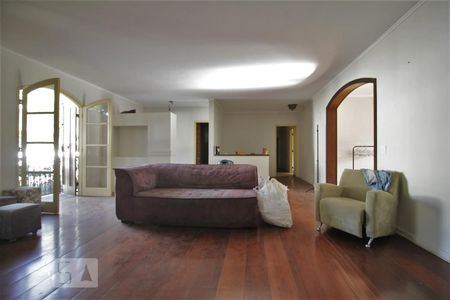 Sala de casa à venda com 4 quartos, 380m² em Vila Inah, São Paulo