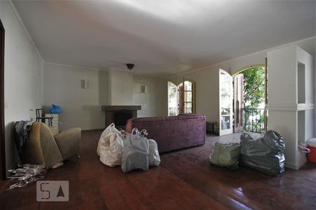 Sala de casa à venda com 4 quartos, 380m² em Vila Inah, São Paulo