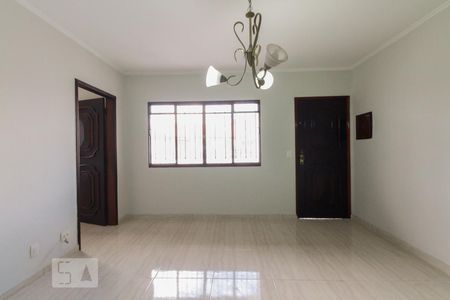 Sala  de casa de condomínio para alugar com 2 quartos, 105m² em Vila Carrao, São Paulo