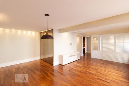 Apartamento para alugar com 115m², 2 quartos e 1 vagaSala